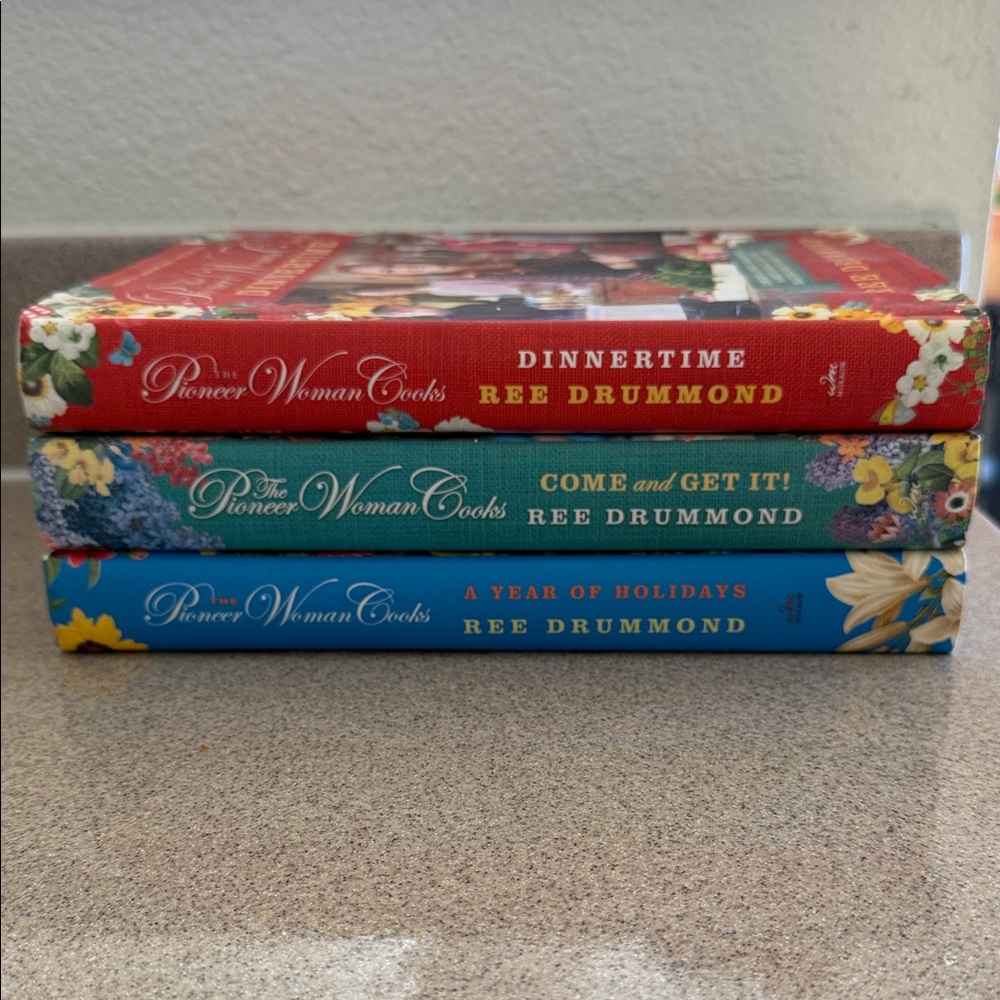 The Pioneer Woman Cookbooks - Red, Green, Blue Covers